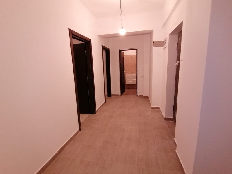 Doua camere, cel mai mic pret 6 min. metrou Berceni incalzire in pardoseala